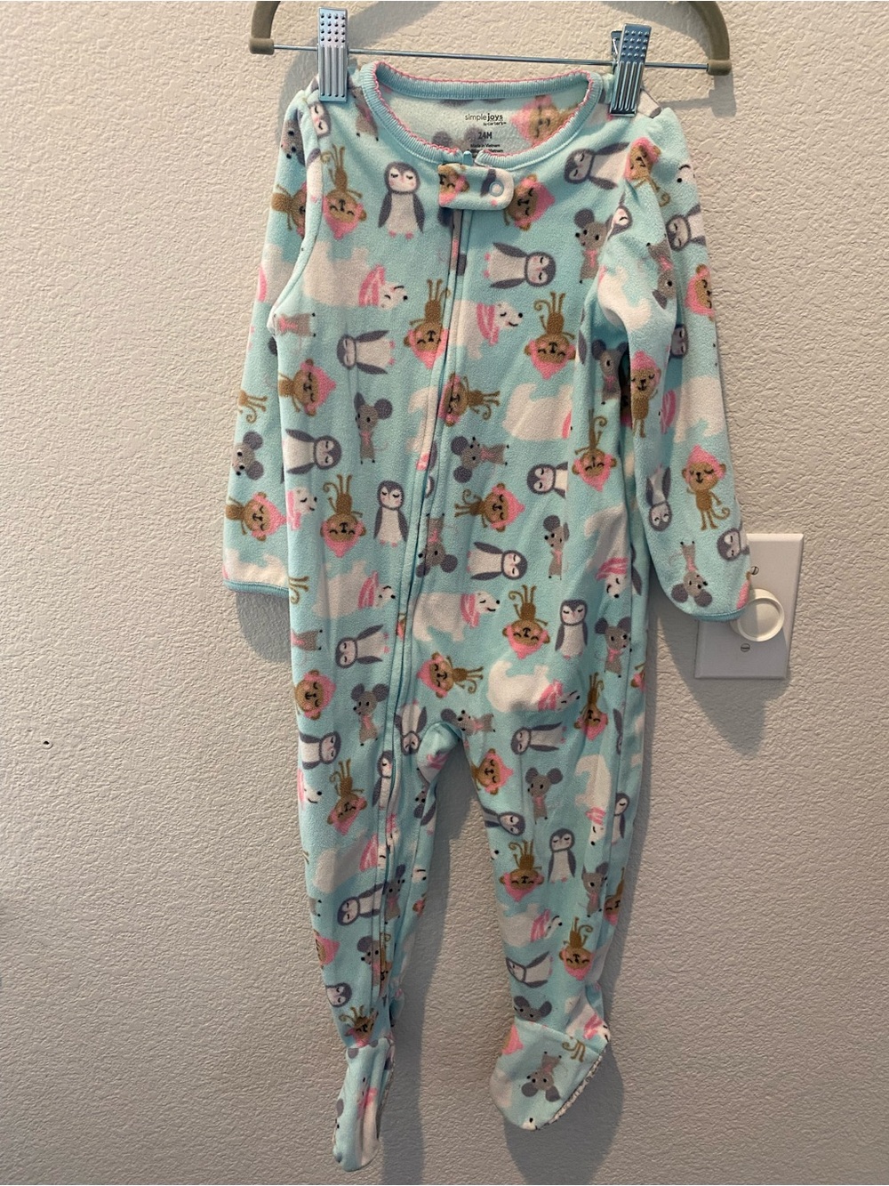 BUNDLE OF 4 PJ’s - Picture 13 of 16